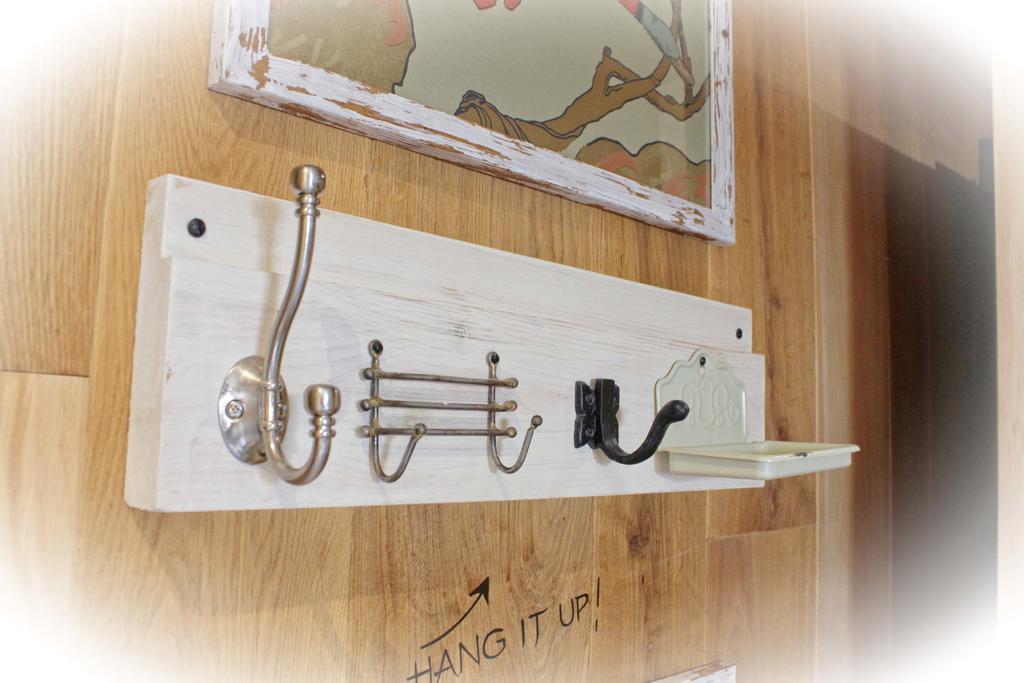 Lumely Fee Bunkhouse Aparthotel Kendal Bagian luar foto
